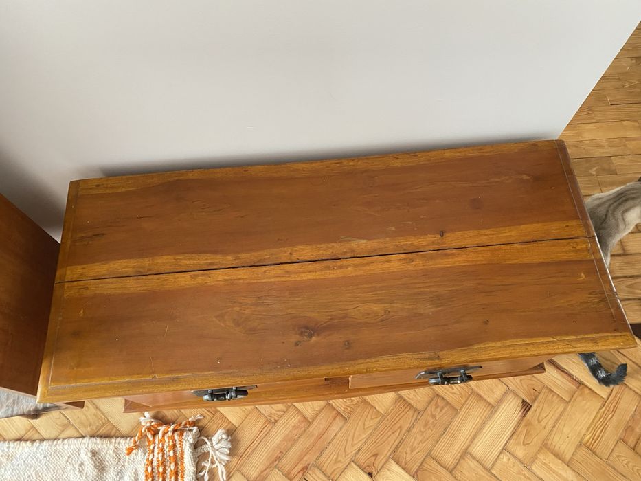 Móvel banco com gavetas