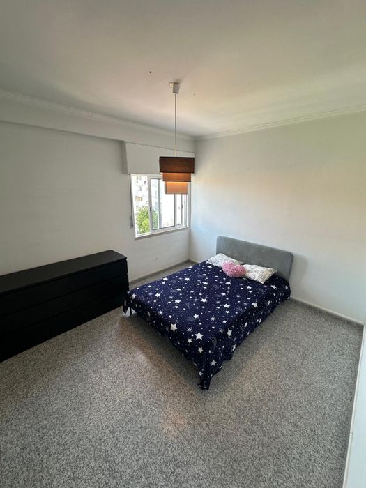 Quarto mobiliado na Moita (Margem Sul)