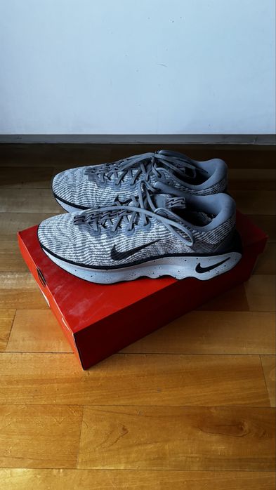 Buty sportowe Nike, męskie, nowe