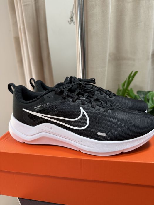 Кросівки Nike оригінал розмір 42,5