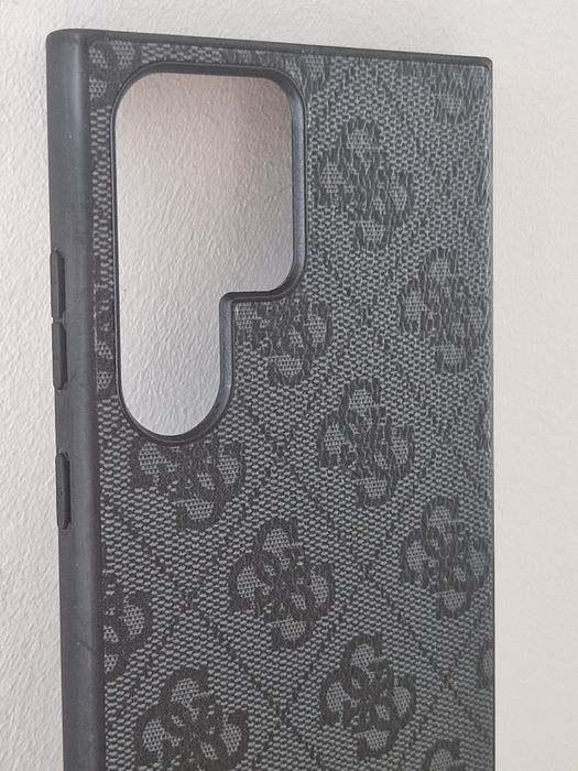 Oryginalne Etui GUESS hardcase 4G Charms Collection Samsung S23 Ultra