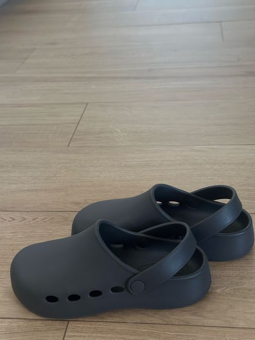 Крокси zara 32-33