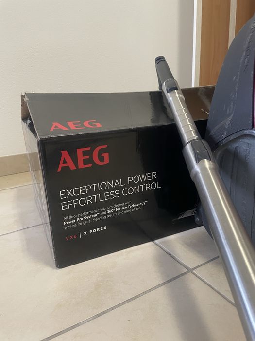 Aspirador com saco AEG VX6 Animal