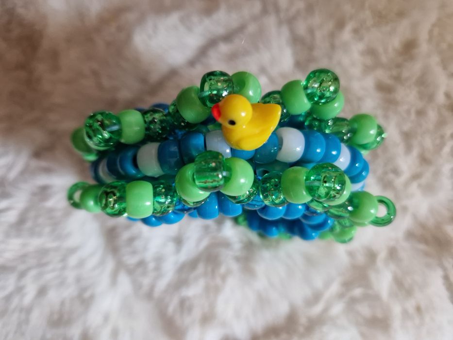 Bransoletka KANDI, obrotowa, hand made