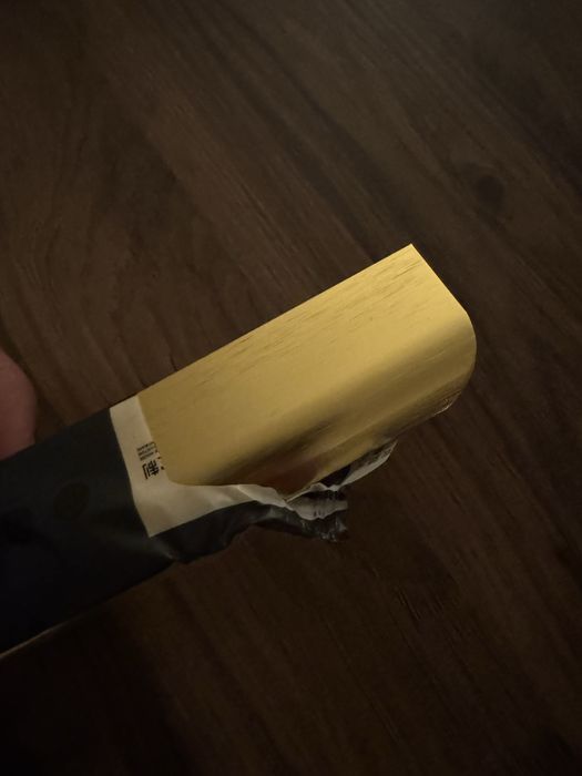 36 Puxadores dourados