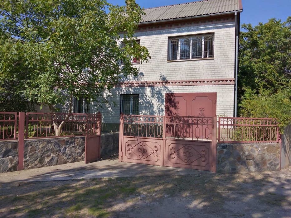 Продам дачу в садовом товариществе "Зеленый огонек"