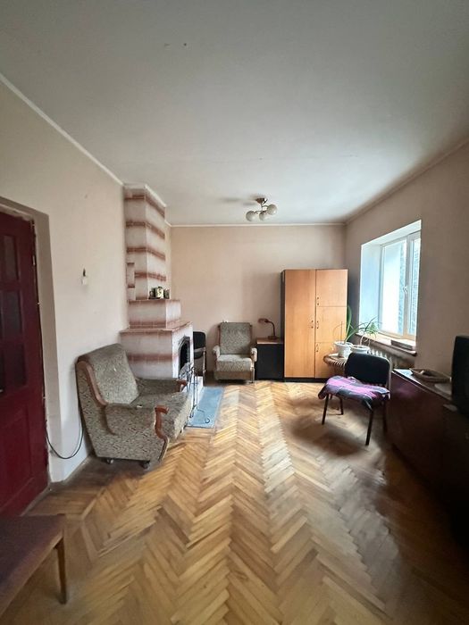 Терміновий продаж будинку біля лісу