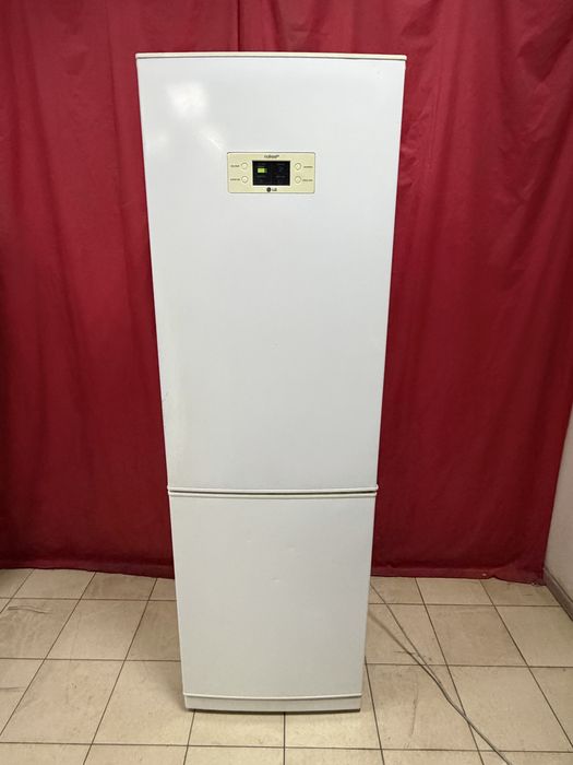 Холодильник LG No Frost 190/60/60