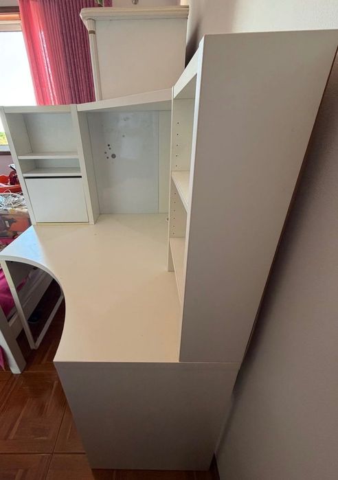 Secretária de canto IKEA Micke branca