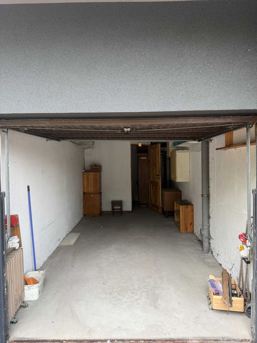 Wynajmę Garaż z komórką lokatorską w bloku, ul Rozdroże 21D, Osiedle Podwawelskie, Kraków