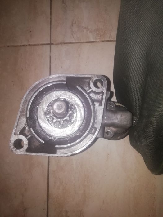 Стартер пасат б3 .