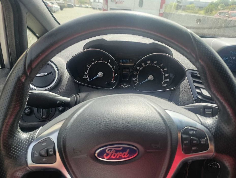 Ford Fiesta ST line 5 portas
