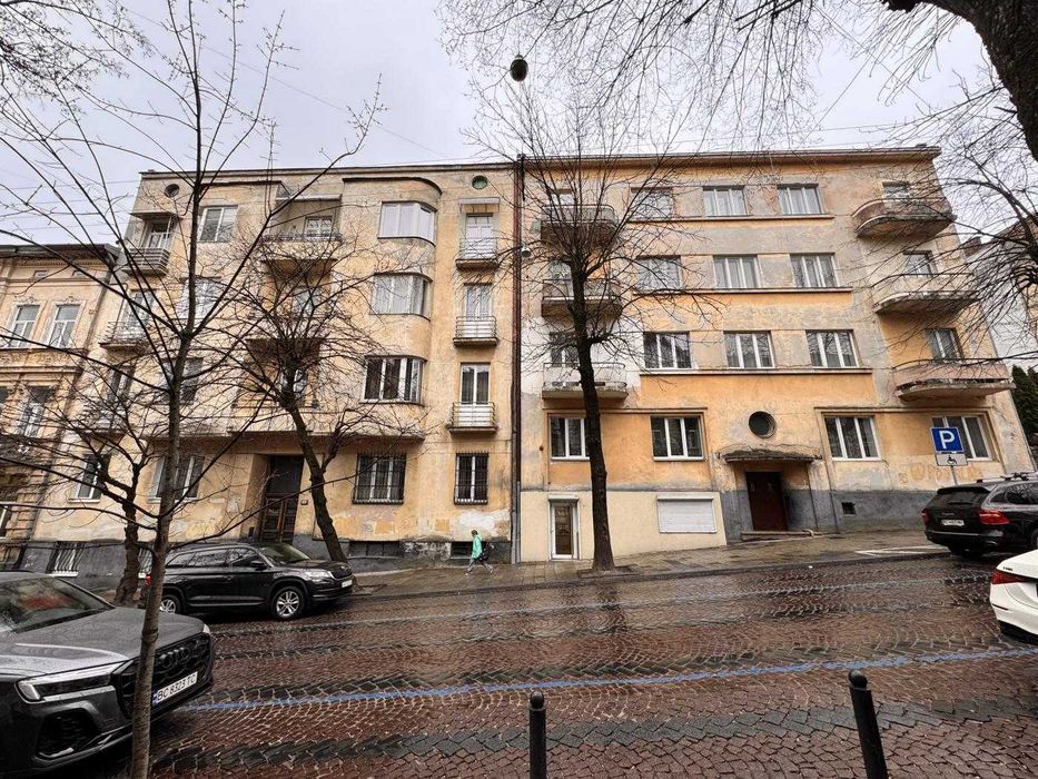 Оренда 4 кім. квартири в елітній частині міста. вул. Дорошенка - Львів