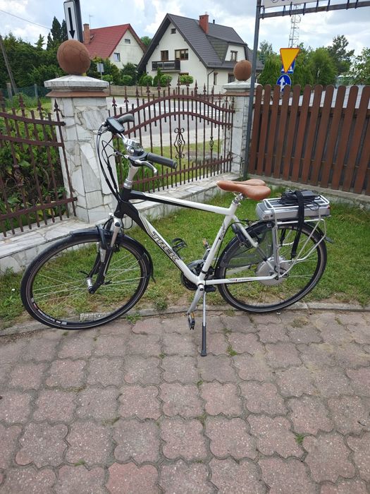 Rower elektryczny Trek nawigator T500