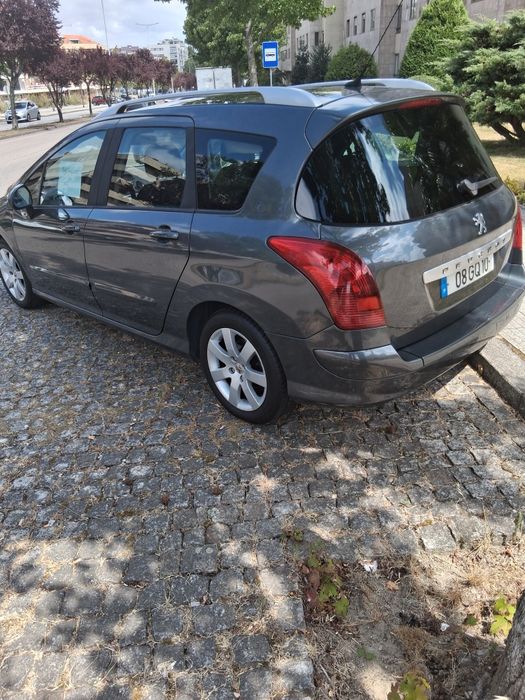 Peugeot  308 SW.