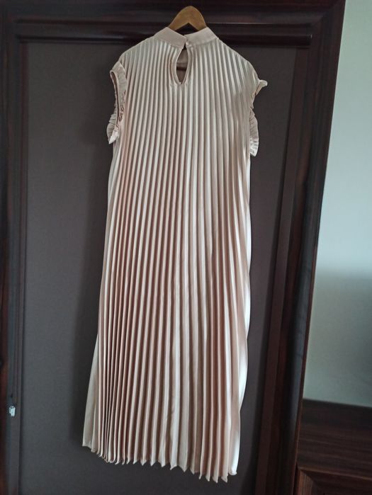 Sukienka Sylwestrowa plisowana nowa XL