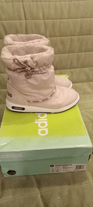 Жіночі зимові чоботи сапоги дутікі Adidas Warm comfort 36р
