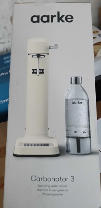 Saturator AARKE do wody Carbonator 3