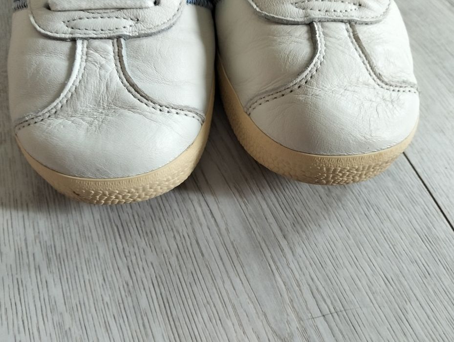 Жіночі красовки  Adidas GAZELLE  38р.23.5см