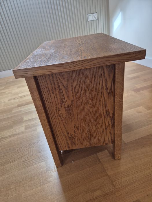 Szafki nocne z drewna