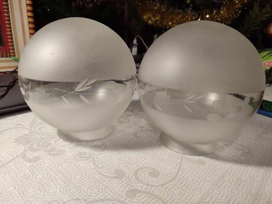 Плафон в люстру круглий напівматовий  2 штуки