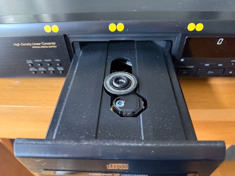 Odtwarzacz Sony QS cdp XE-700