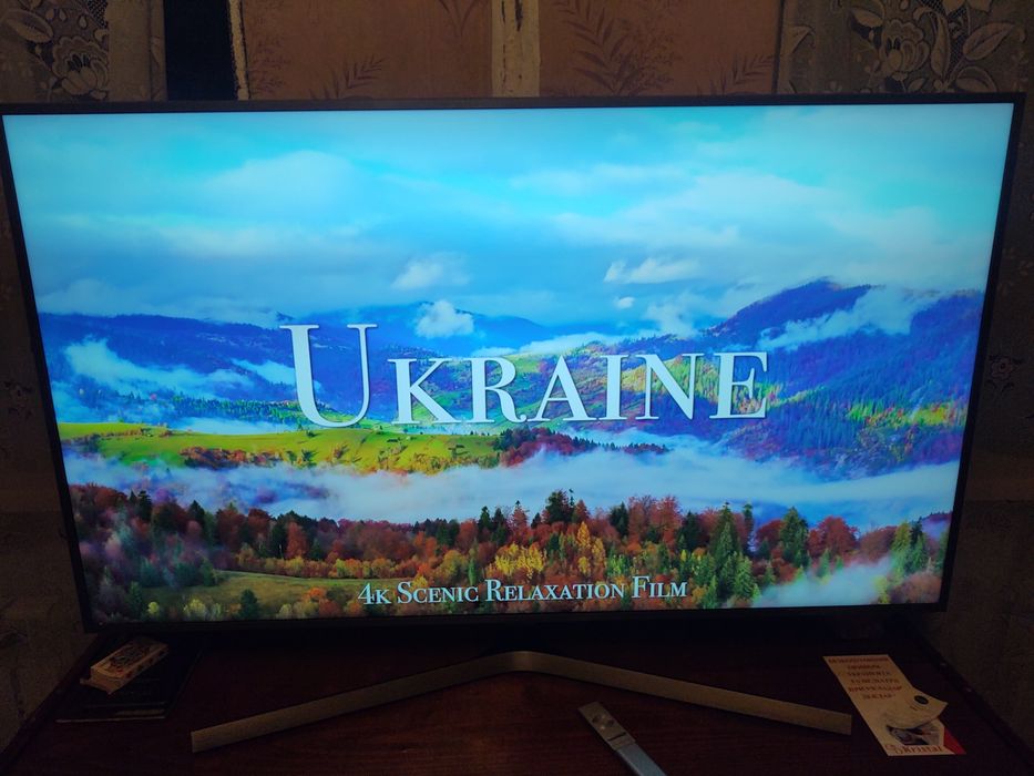 Телевизор Samsung самсунг UE55RU7472U