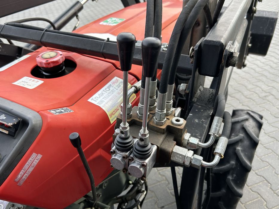 Yanmar ym2500 tur, plug do sniegu