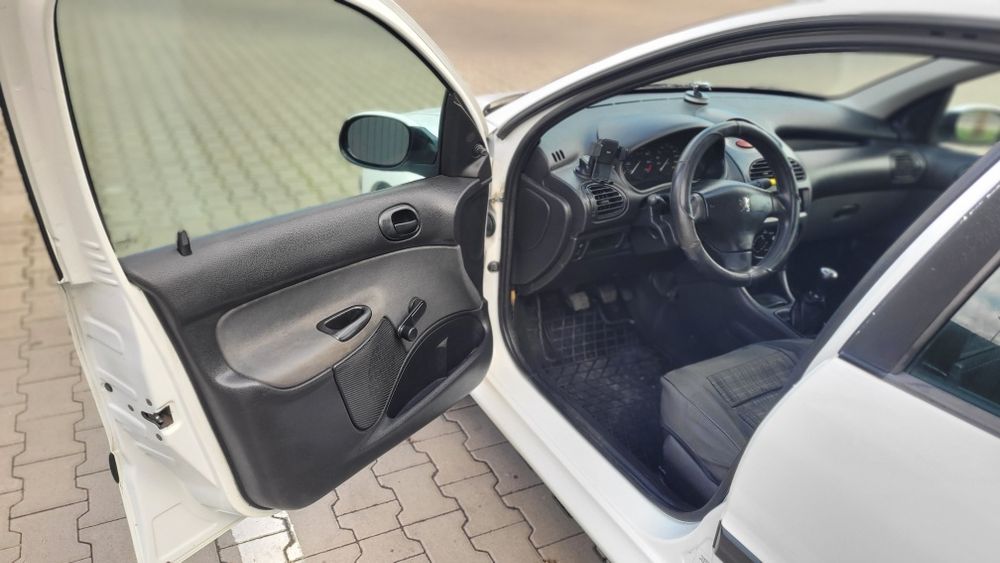 Peugeot 206, 2008 Рік.