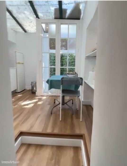 Apartamento/ T0 junto á Basilica da Estrela