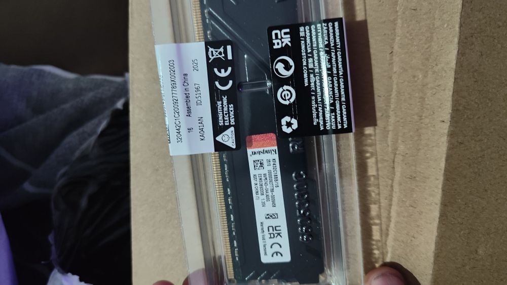 DDR4 16gb*2  Kingston fury beast 32gb