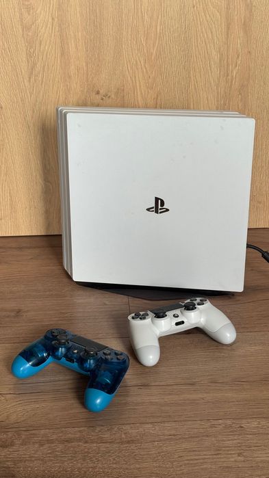 Приставка PS 4 pro