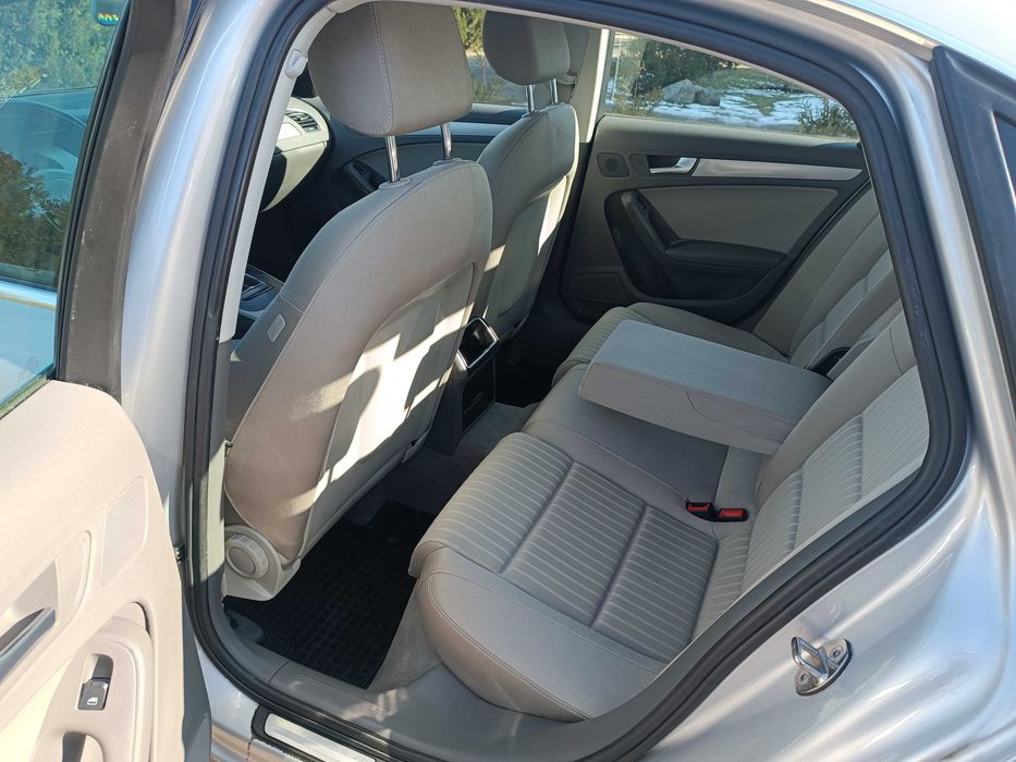 Sprawny Klimatronik Udokumentowany Przebieg Jasne Wnętrze Alufelgi