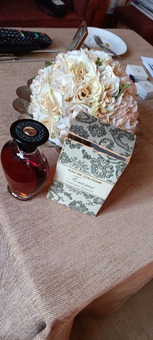 Perfume antigo Madame Rochas