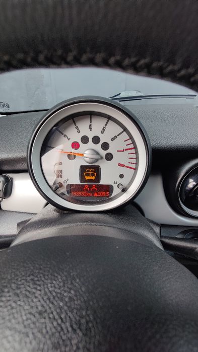 Продам Mini Cooper