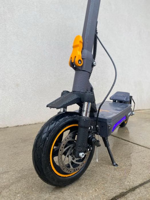 Ausom K20.