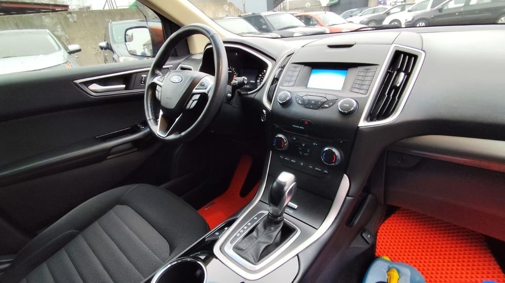 Ford Edge 2.0 бензин 2017г.