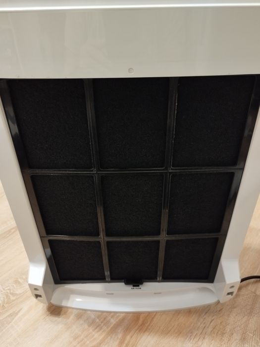 Oczyszcza  powietrza Elektrolux EAP300