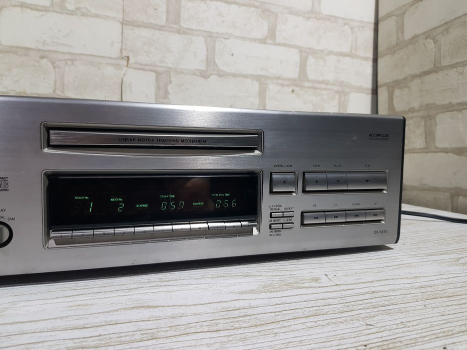 Програвач CD дисків ONKYO DX 6870, б/у з Німеччини