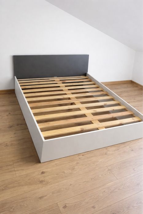 Sprzedam Łóżko 140x200