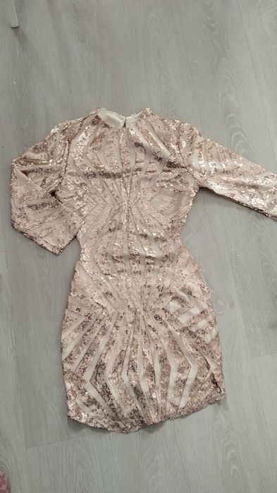 Vestido novo elegante lantejoulas com manga