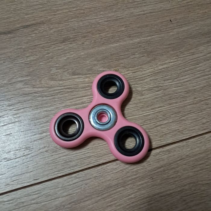 Figet spiner różowy