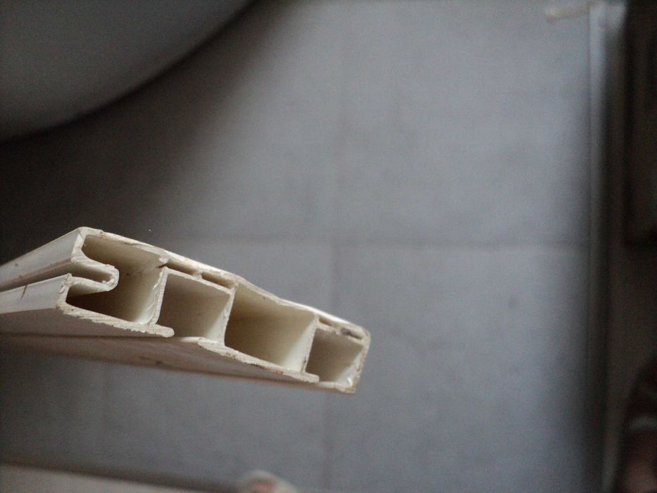 Карнизы из  алюминия двойные СССР, Крепления