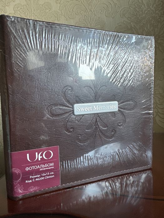 Шкіряний фотоальбом