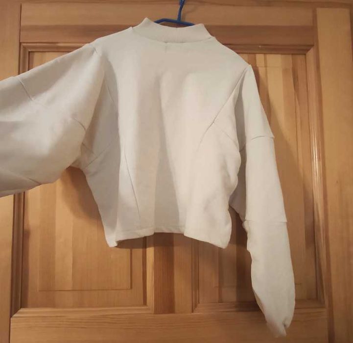 Bluza z bufiastymi rękawami