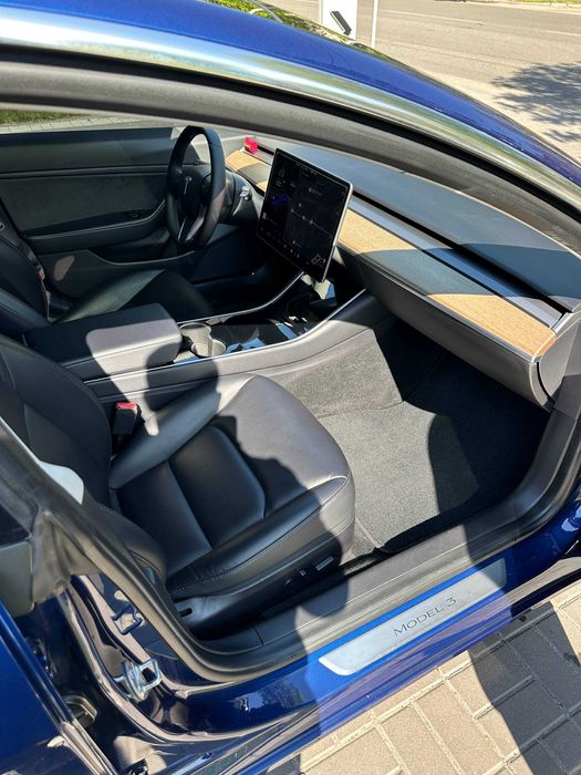 Tesla Model 3 2020 Long Range 75D