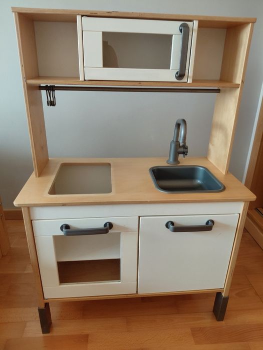 Cozinha IKEA criança