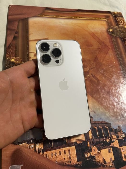 Продам iphone 13 pro 256
