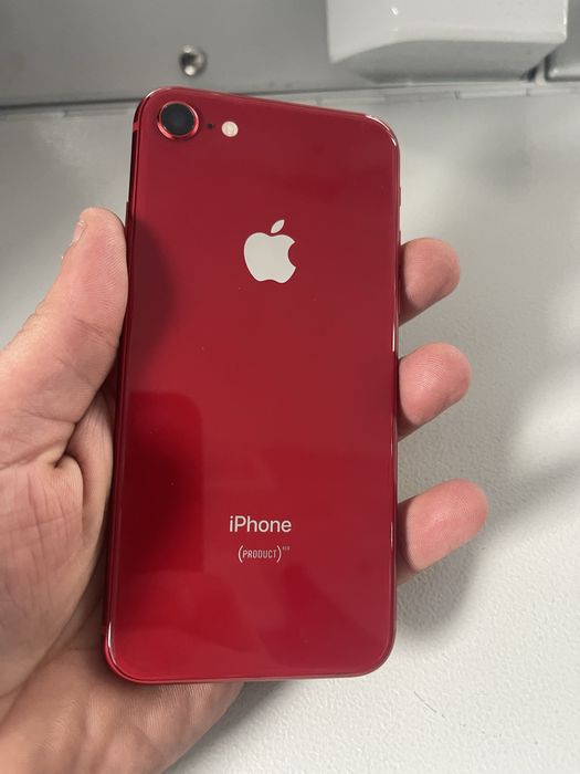 IPhone 8 64Gb red