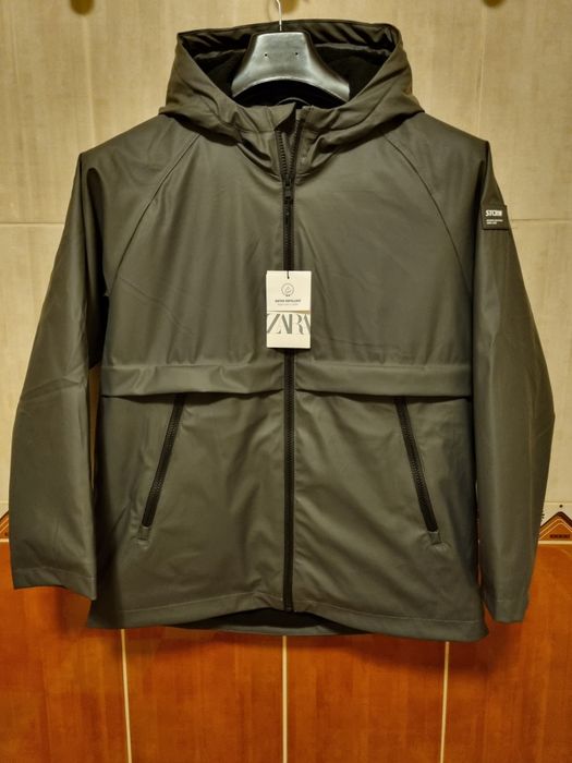 Куртка, парка, дождевик Zara
